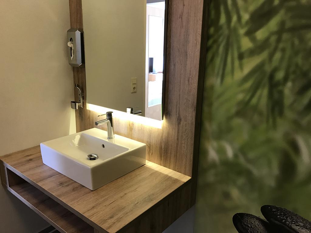 Ferienwohnung 1 Im Haus Huehnergott Sellin 外观 照片
